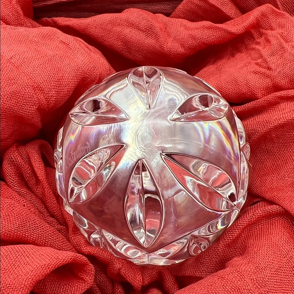 Waterford Crystal Annual Decorative Egg - Signed - Picture 5 of 9